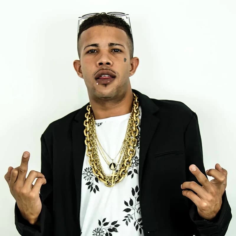 Retrato de MC Magrinho