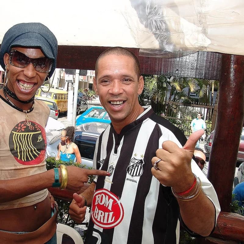 Retrato de MC Serginho & Lacraia